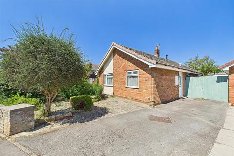 Close to Clevedon town centre 2 bed detached bungalow for sale