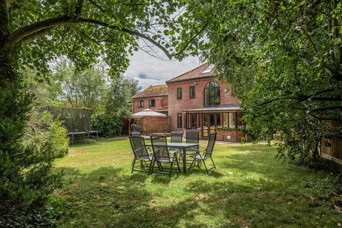 Coltishall 4 bed barn conversion for sale
