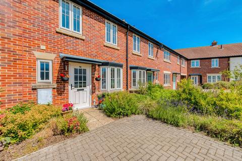 Gallus Close, Northrepps, 2 bed terraced house for sale