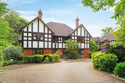 Avenue Road, Dorridge, B93 2 bed apartment for sale