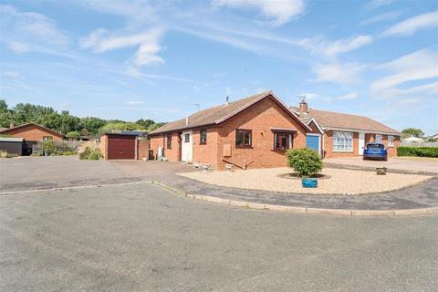 Firebronds Road, Holbrook, Suffolk 3 bed detached bungalow for sale