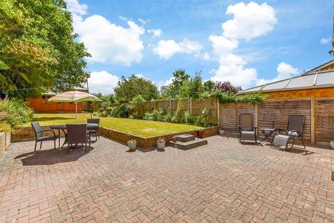 Abingdon Road, Maidstone ME16 3 bed semi
