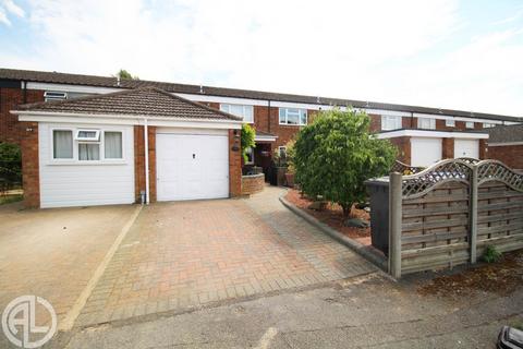 Avocet, Letchworth Garden City, SG6 4TH 3 bed terraced house for sale