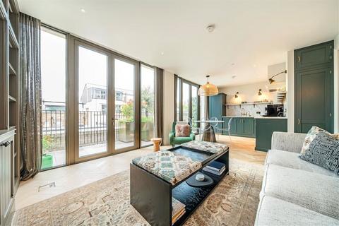 Tottenham Mews, London W1T 1 bed flat for sale