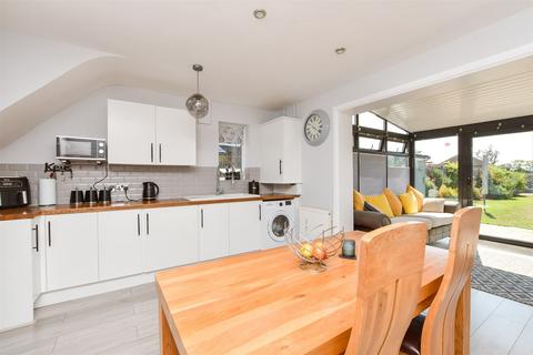 Down Barton Road, Birchington CT7 3 bed semi