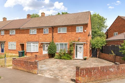 Blairhead Drive, Watford, Hertfordshire 2 bed end of terrace house for sale