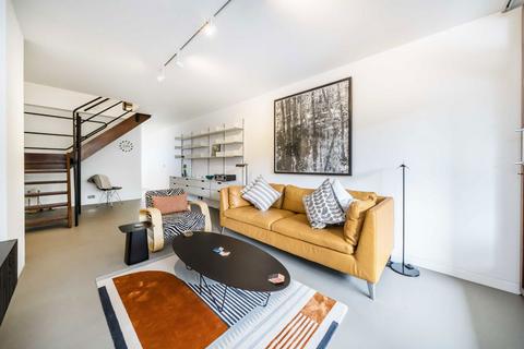 Barbican, London EC2Y 1 bed flat for sale
