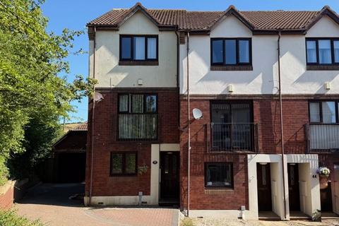 Honeysuckle Close, Paignton 4 bed house for sale