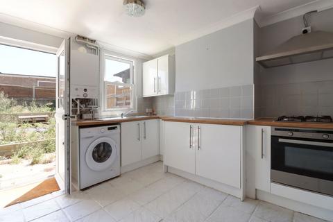High Road, Dartford DA2 2 bed terraced house for sale