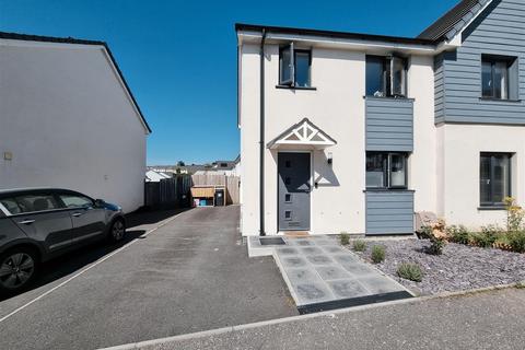 Cornfield Drive, Launceston 3 bed semi