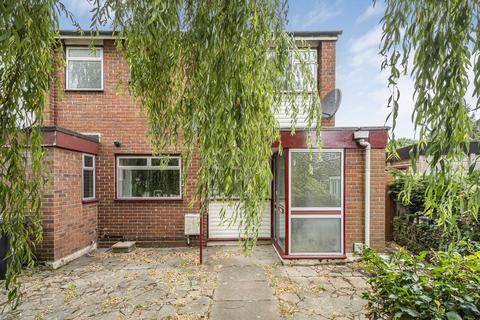 Travellers Lane, Hatfield... 3 bed terraced house for sale