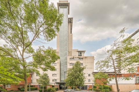 Erebus Drive, London SE28 2 bed flat for sale