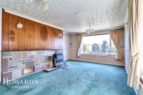Breydon Way, Oulton Broad 3 bed detached bungalow for sale