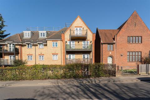 2 Swan Road, West Drayton UB7 2 bed flat for sale