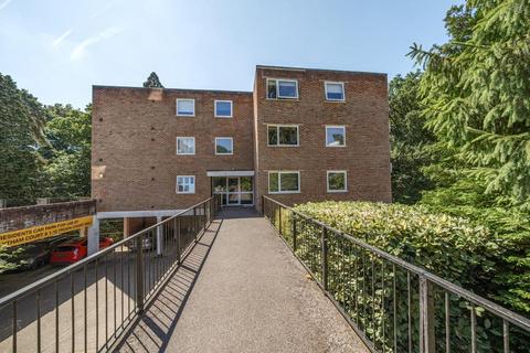 Sunninghill,  Berkshire,  SL5 2 bed flat for sale