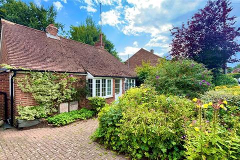 Dorothy Avenue, Cranbrook, Kent, TN17 3 bed bungalow for sale