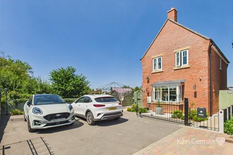 Mercian Way, Cheadle 3 bed detached house for sale