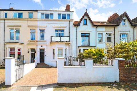 Edwards Road, Tyne and Wear NE26 7 bed terraced house for sale