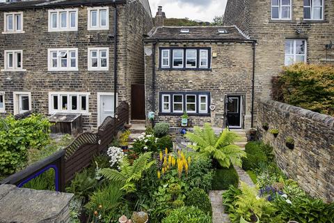 Thornhill Road, Huddersfield HD3 1 bed cottage for sale