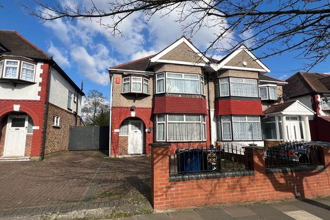 Dormers Wells Lane, Southall 4 bed semi