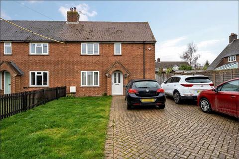 Fairfield, Whitchurch, RG28 7ET 4 bed semi
