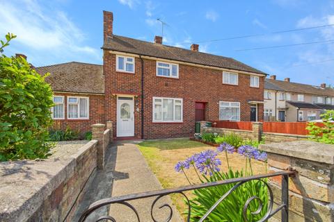 Bann Close, South Ockendon, Essex, RM15 2 bed terraced house for sale
