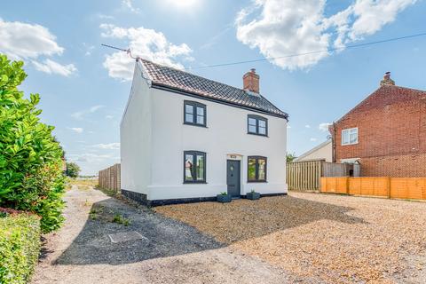 Norwich Road, Diss IP21 3 bed detached house for sale