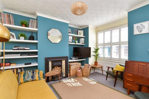 Sandown Road, Brighton BN2 2 bed flat for sale