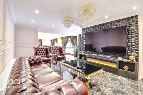 Pyxe Court, Walton Park 5 bed detached house for sale