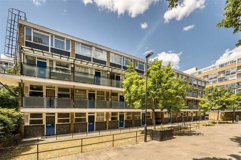 Churchill Gardens, London SW1V Studio for sale