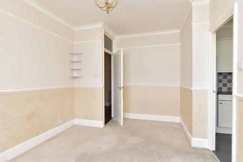 18 Grantham Road, Brighton BN1 1 bed flat for sale