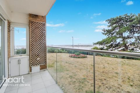 Manor Road, Westcliff