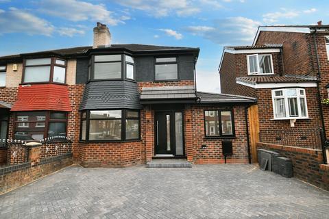Cholmondeley Road, Salford, M6 4 bed semi