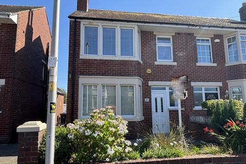 Harewood Avenue, Blackpool FY3 3 bed semi