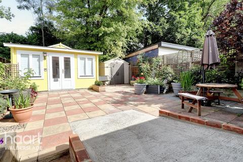 Concord Avenue, Chatham 3 bed bungalow for sale