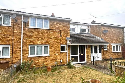 Leaves Spring, Stevenage 3 bed terraced house for sale
