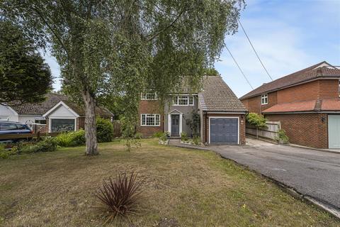 Birch Close, Eynsford, Kent 4 bed detached house for sale