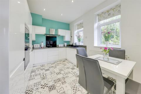 Haslingden Road, Rawtenstall, Rossendale 3 bed semi