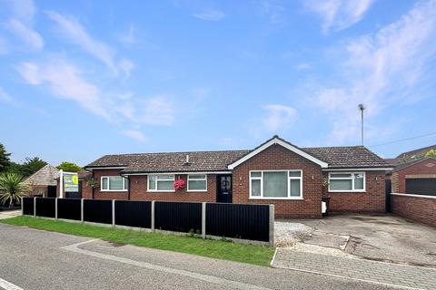 Elmstead Road, Wivenhoe, Colchester, CO7 3 bed bungalow for sale