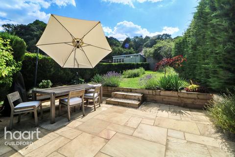 Birtley Road, GUILDFORD 2 bed maisonette for sale