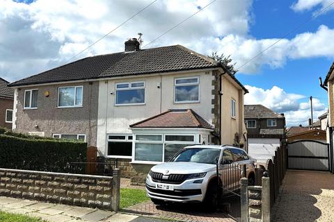Kingsway, Wrose, Bradford 3 bed semi