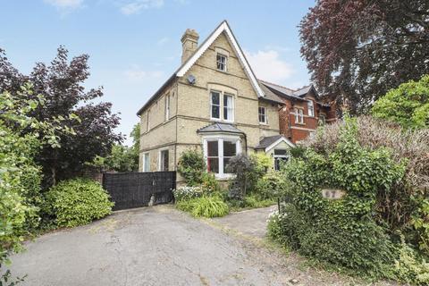 Victoria Road, Rushden NN10 6 bed detached house for sale