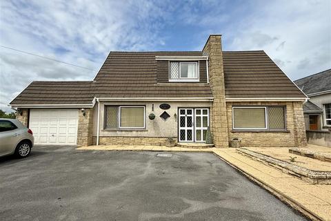 Bethesda Road, Tumble, Llanelli 4 bed detached bungalow for sale