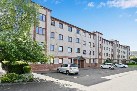 4/2 Hawthornden Place, Edinburgh, EH7... 2 bed ground floor flat for sale