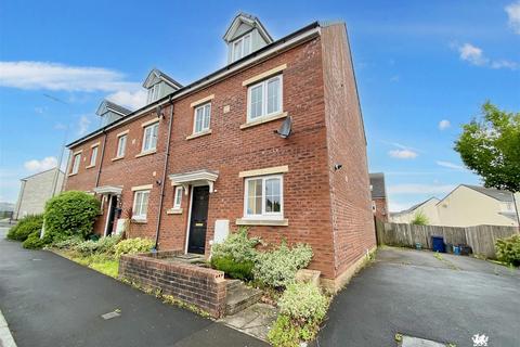 Heol Waunhir, Carway, Kidwelly 4 bed end of terrace house for sale