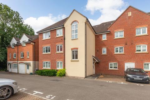 Staniland Court, Abingdon OX14 2 bed flat for sale
