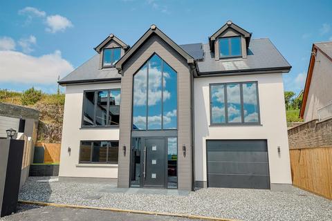 Heddfan, Croesyceiliog, Carmarthen 4 bed detached house for sale