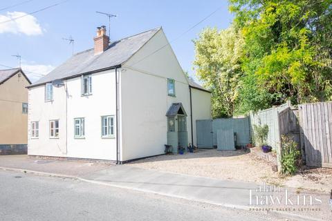 Bradenstoke SN15 4 3 bed property for sale