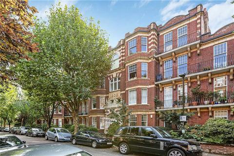 Riverview Gardens, London SW13 2 bed flat for sale