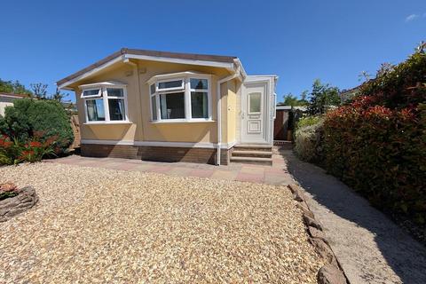 Old Gloucester Road, Alveston, Bristol 1 bed chalet for sale